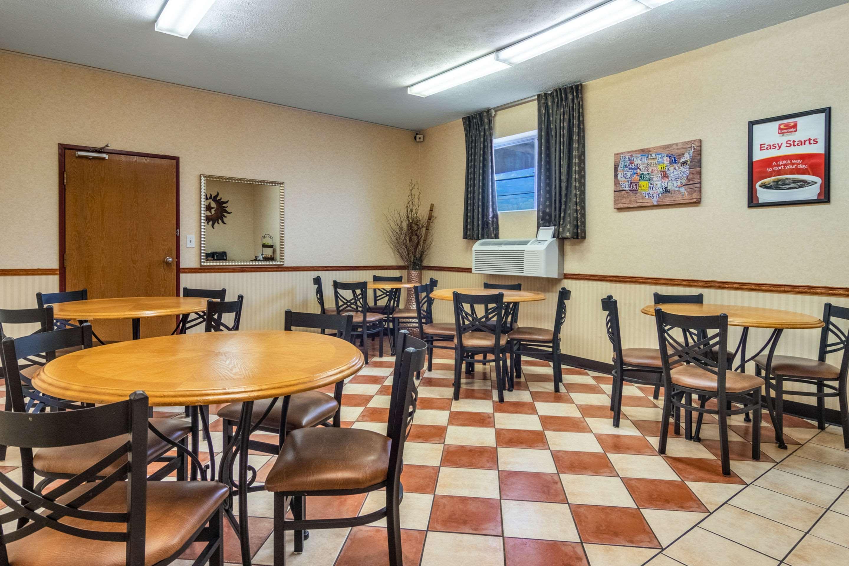Econo Lodge Kent Exteriér fotografie