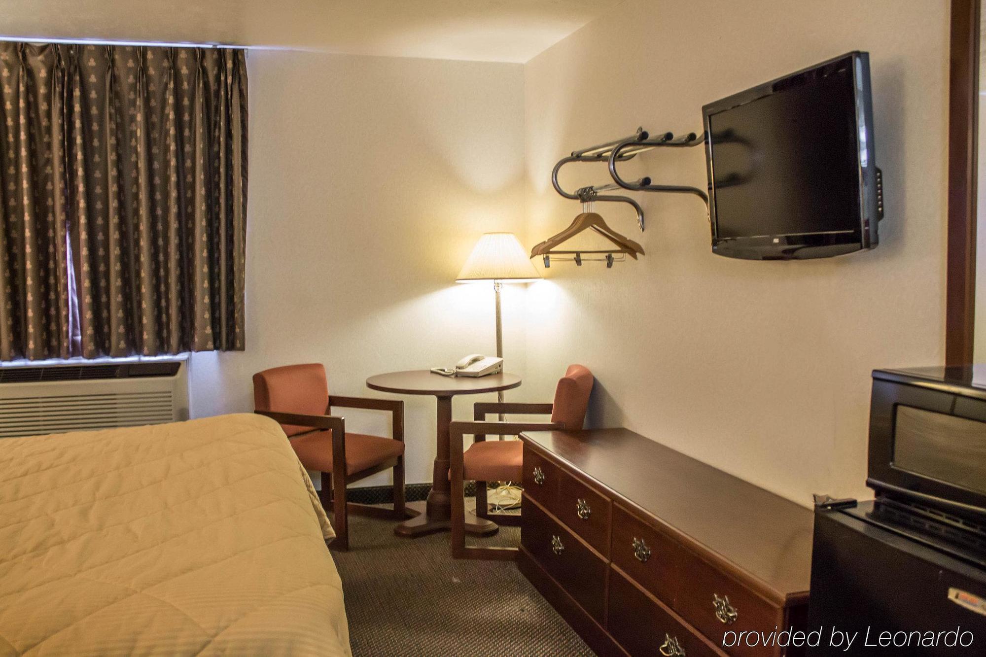 Econo Lodge Kent Exteriér fotografie