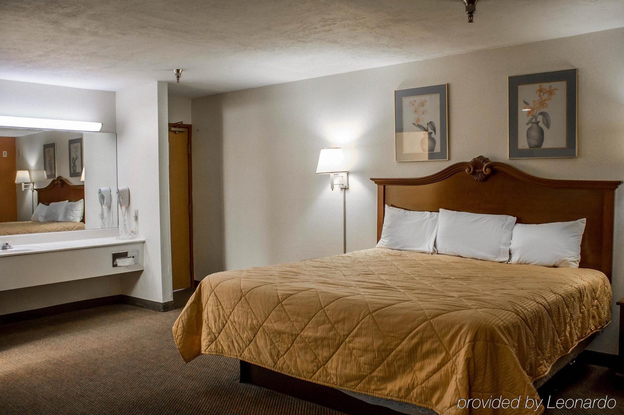 Econo Lodge Kent Exteriér fotografie