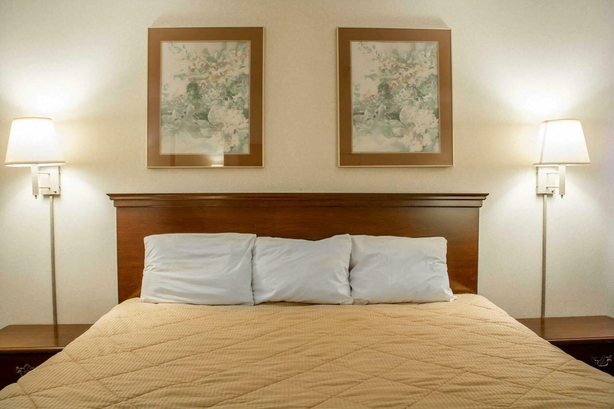Econo Lodge Kent Exteriér fotografie